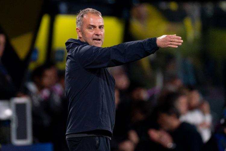 科贝记者:弗里克担心巴萨目前情况,有时候球员们各自为战